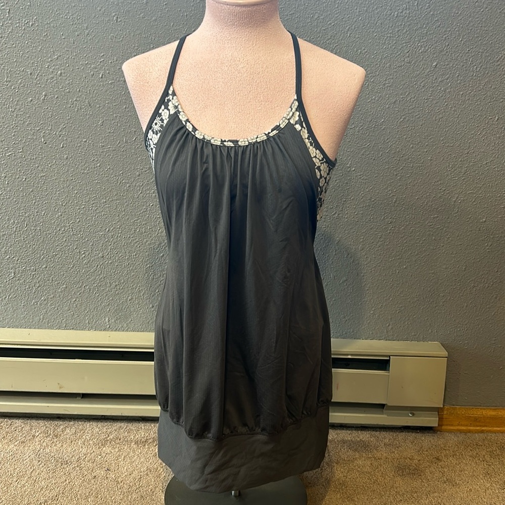 Lululemon No Limits Tank Size 8